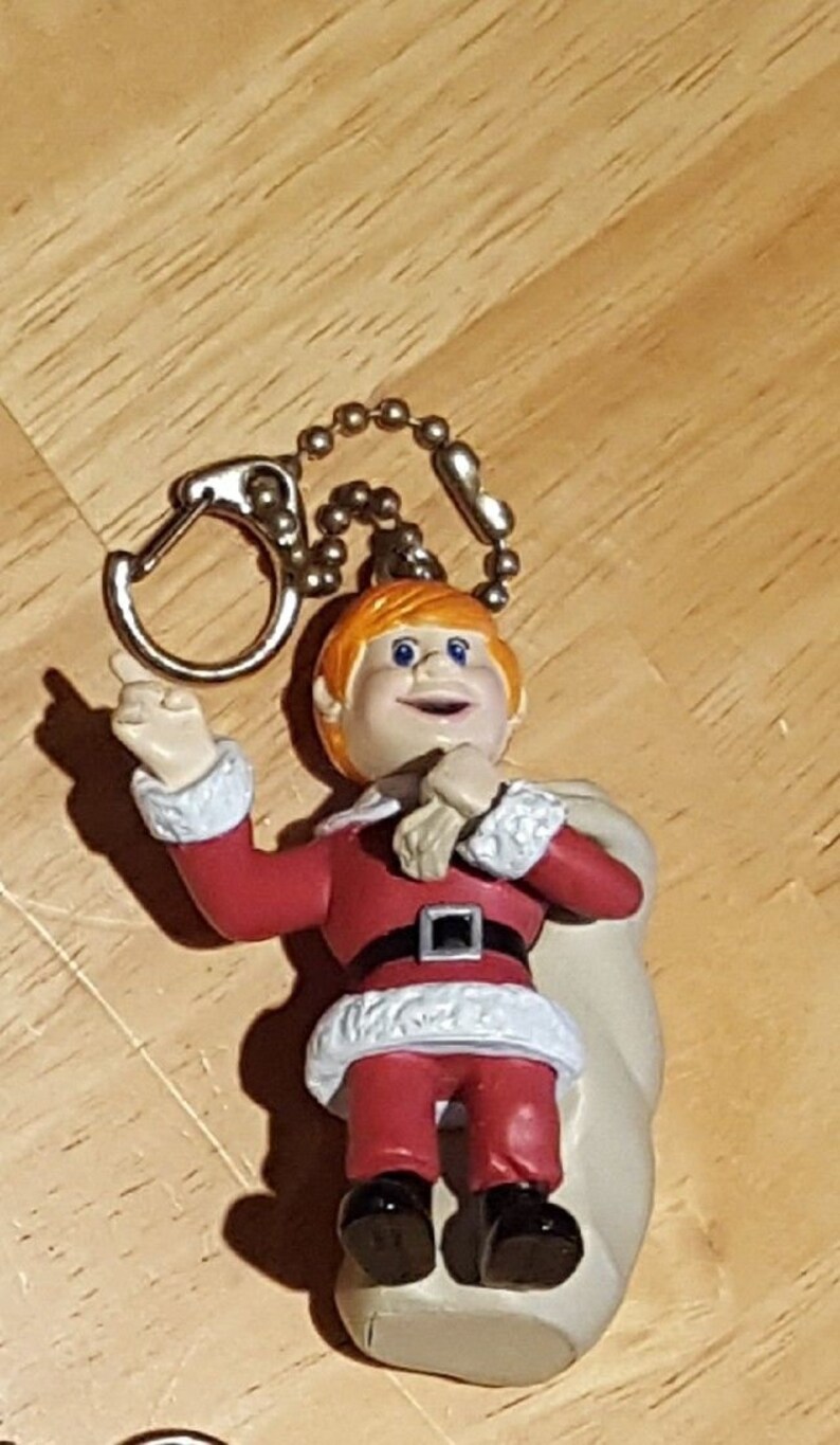 kris kringle stuffed dog