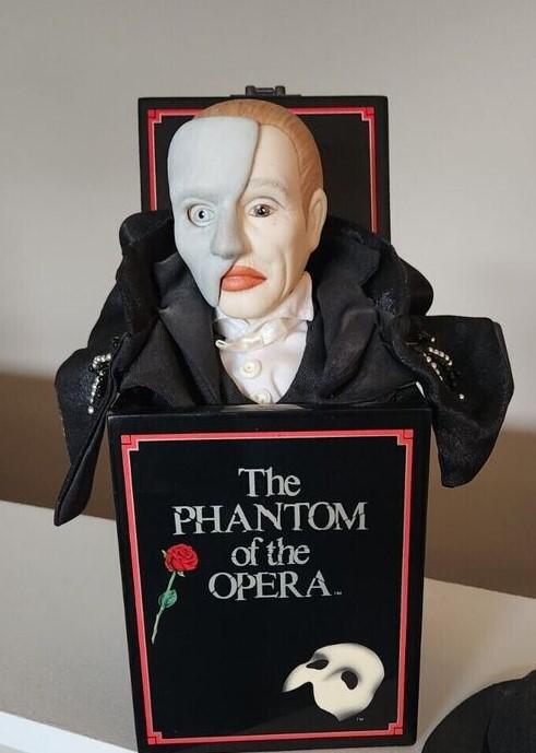 80s USA製 Vintage Phantom Of The Opera s-l400.jpg