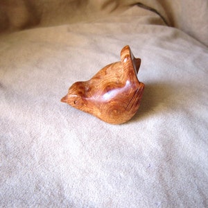 Wren, senstively carved in quality wood image 3