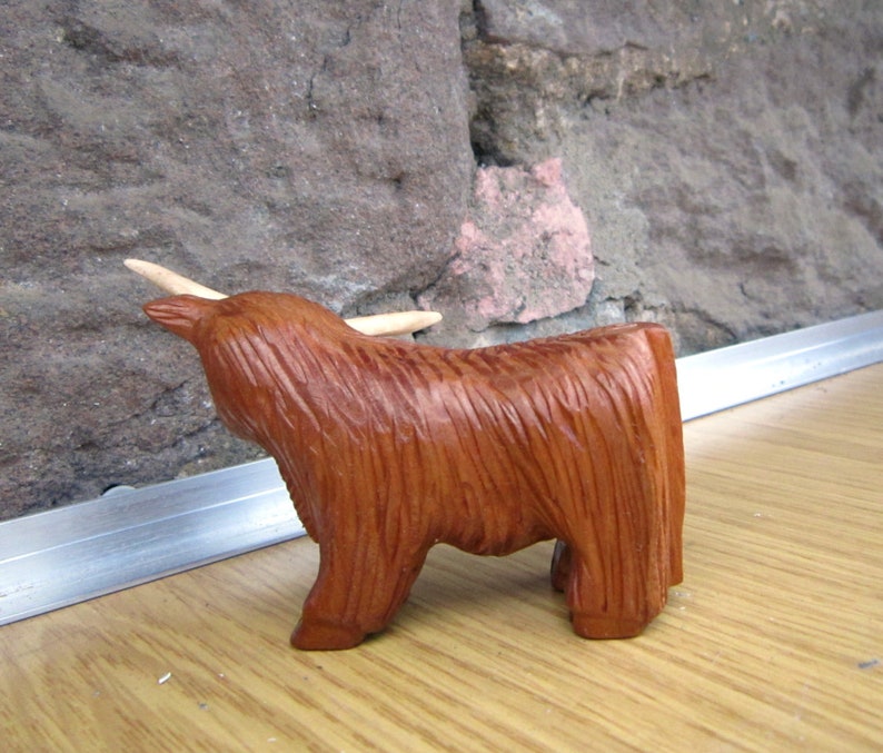 highland cow, highland coo,Scottish. hand carved image 8