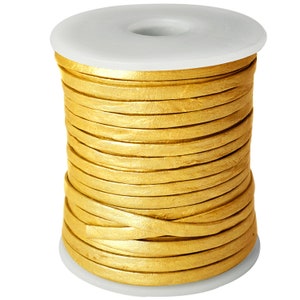 Flaches Lederband mit einer Breite von 3 mm und einer Dicke von ca. 1 mm. Ideal zum Basteln, für die Schmuckherstellung und fürs kreative Lederhandwerk