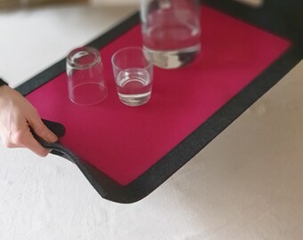 TRAY - magenta colored leather & anthracite colored felt / placemat / laptop pad