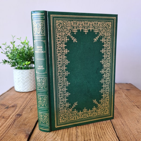 Orgueil et préjugés de Jane Austen, livre vintage en similicuir, Guild Publishing, livre décoratif vert, roman classique