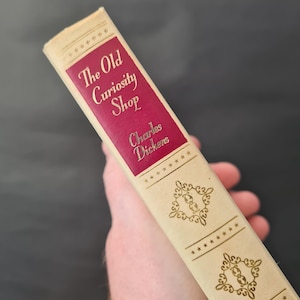 The Old Curiosity Shop by Charles Dickens, Published by Thomas Nelson Circa. 1950s/1960s, Vintage Decorative Charles Dickens Book