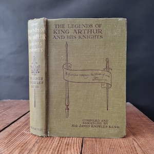 The Legends of King Arthur and His Knights Compiled by Sir James Knowles, Illustrated by Lancelot Speed, Frederick Warne and Co 1927