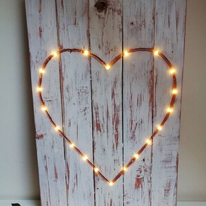 Heart wall art, Pallet wood art, Shabby Chic decor, Reclaimed wood, Rustic wall decor, Pallet art, Light up wall decor, Heart decor image 2