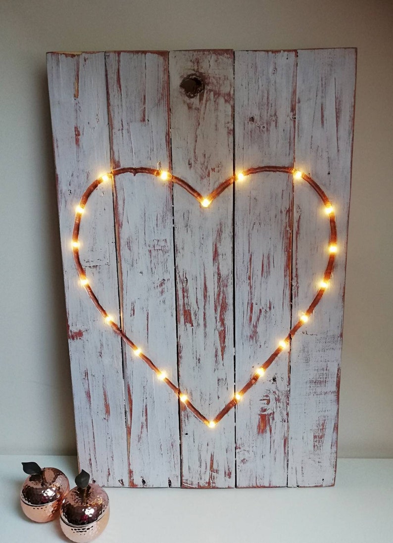 Heart wall art, Pallet wood art, Shabby Chic decor, Reclaimed wood, Rustic wall decor, Pallet art, Light up wall decor, Heart decor image 2