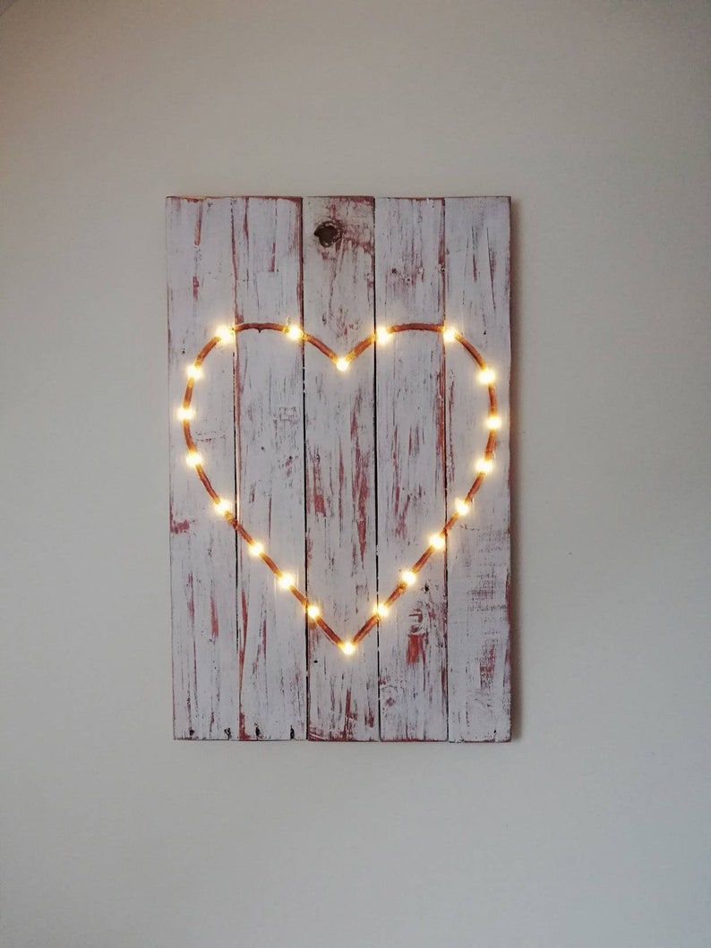 Heart wall art, Pallet wood art, Shabby Chic decor, Reclaimed wood, Rustic wall decor, Pallet art, Light up wall decor, Heart decor image 1