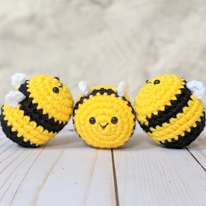 CROCHET PATTERN: Baby Bee Stuffed Animal, Easy Amigurumi Downloadable PDF Pattern, Beginner Amigurumi Pattern image 1