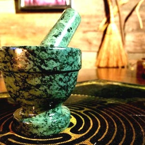 Mortar & Pestle, green marble.
