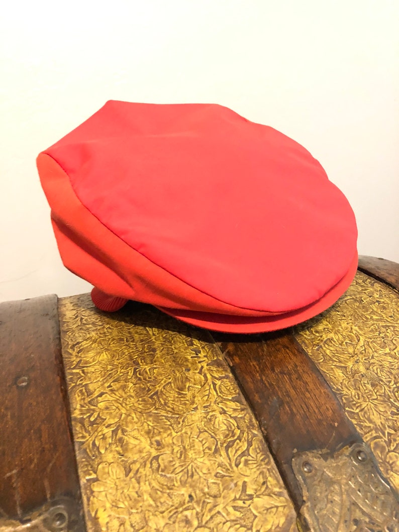 Retro Red Flat Cap Insulated With Gore-tex - Etsy
