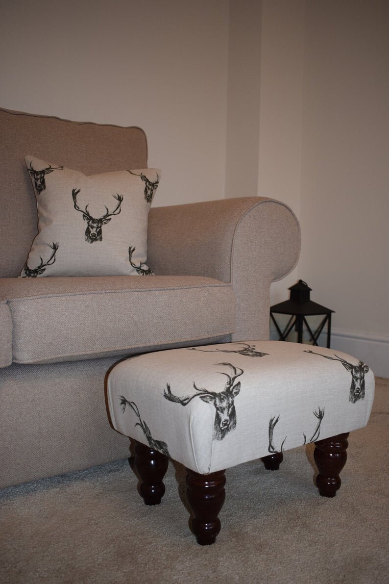 Stag Pattern Footstool Small Stag Head Footstool - Hard Wood Turned Waxed/mahognay Legs - 46cm ...