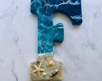 Spersonalizowany list z żywicy plażowej | Dekoracja z inicjałami w stylu marynistycznym „Ocean Wave”