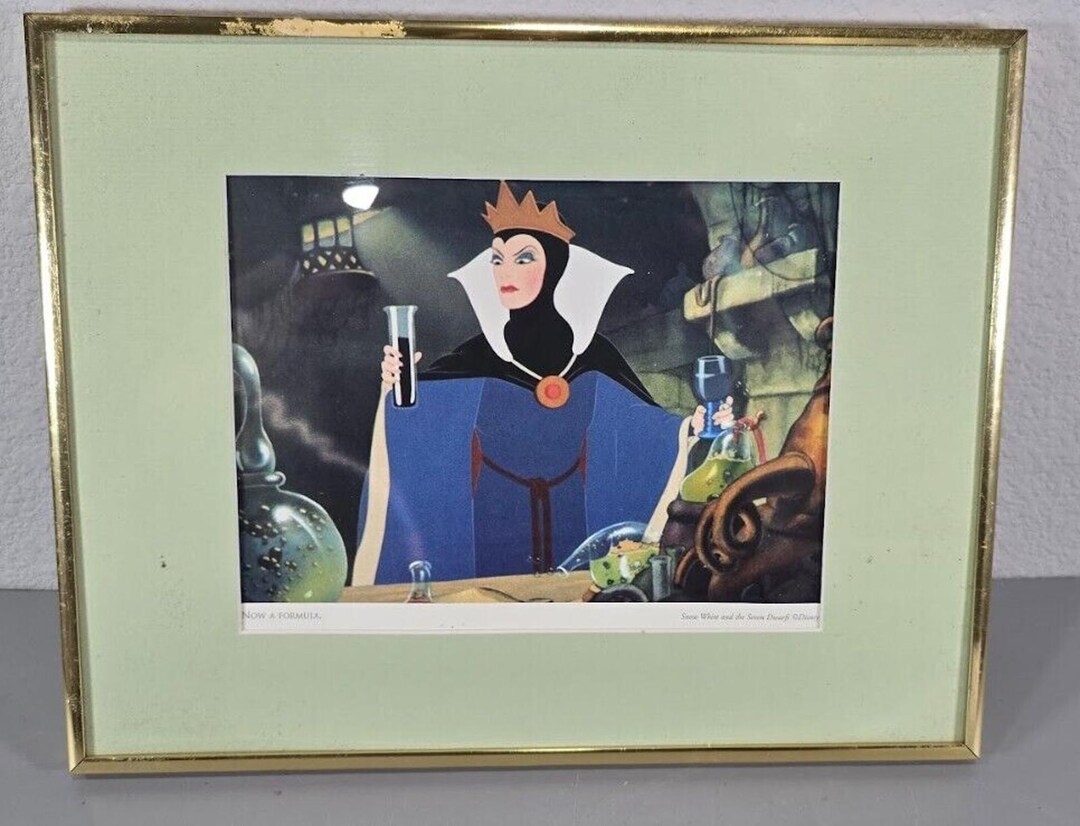 Vintage Authentic Walt Disney Snow White and the Seven Dwarfs Framed ...