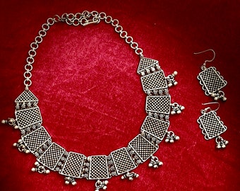 Silver bib necklace Women Silver Floral Necklace, Antique traditional, India Jaipur handcrafted Choker,
