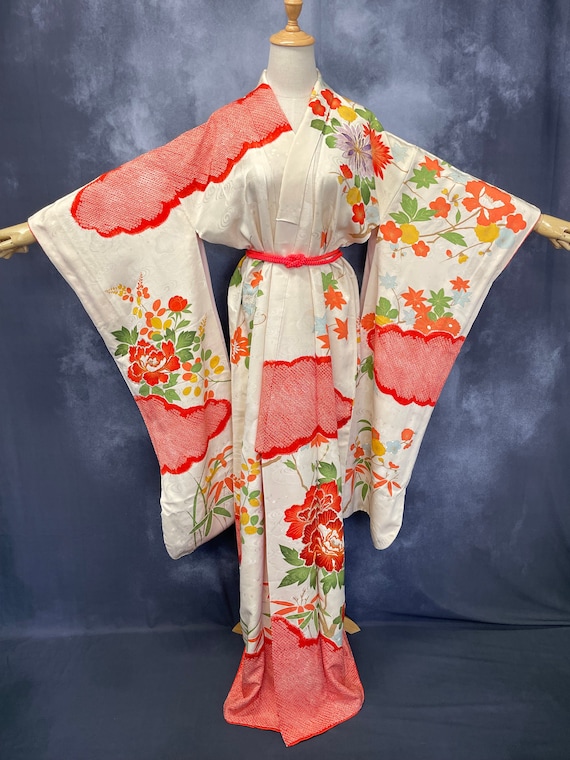 Japanese beige & orange flower silk shibori furiso
