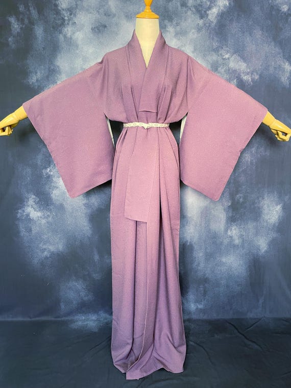 Vintage Silk Purple Kimono Robe: Japanese Costume, Made in Japan