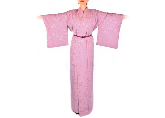 Womens vintage lavender silk flower kimono robe ,J