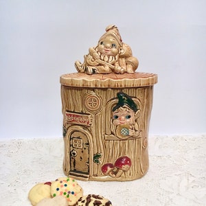 Mid Century Japan Elf Bakery Cookie Jar / Elves Bakery Cookie Jar / Tree Stump Pixie Cookie Jar / Vintage GTC Japan Cookie Jar