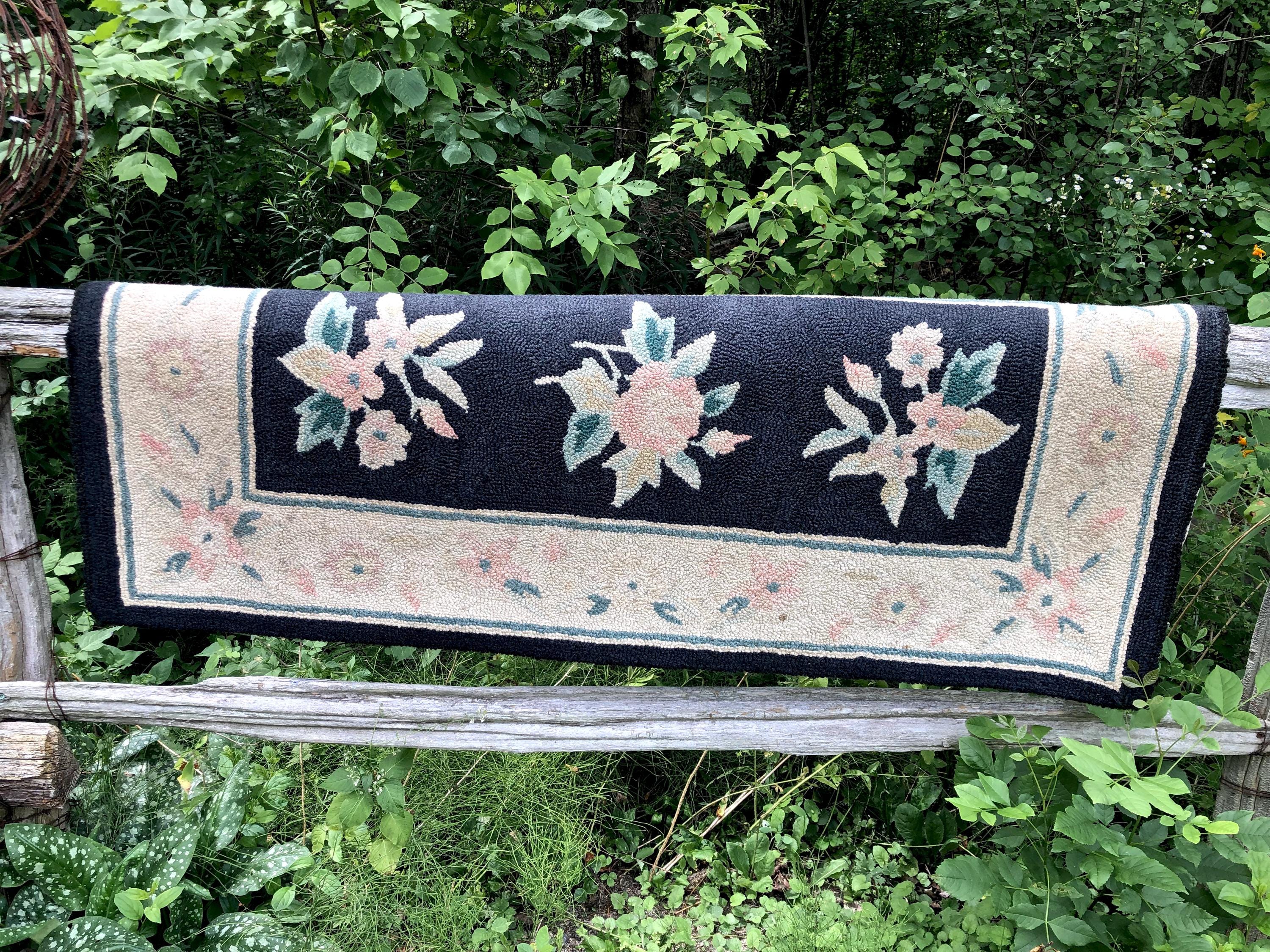 Rustic Rug Hooking Traditional Hand Hooked Rug / Vintage Floral Folk Art Rug Hooking ...