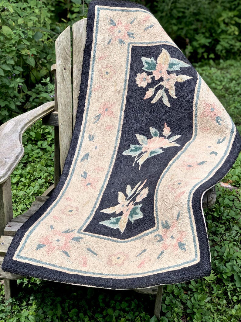 Rustic Rug Hooking Traditional Hand Hooked Rug / Vintage Floral Folk Art Rug Hooking ...