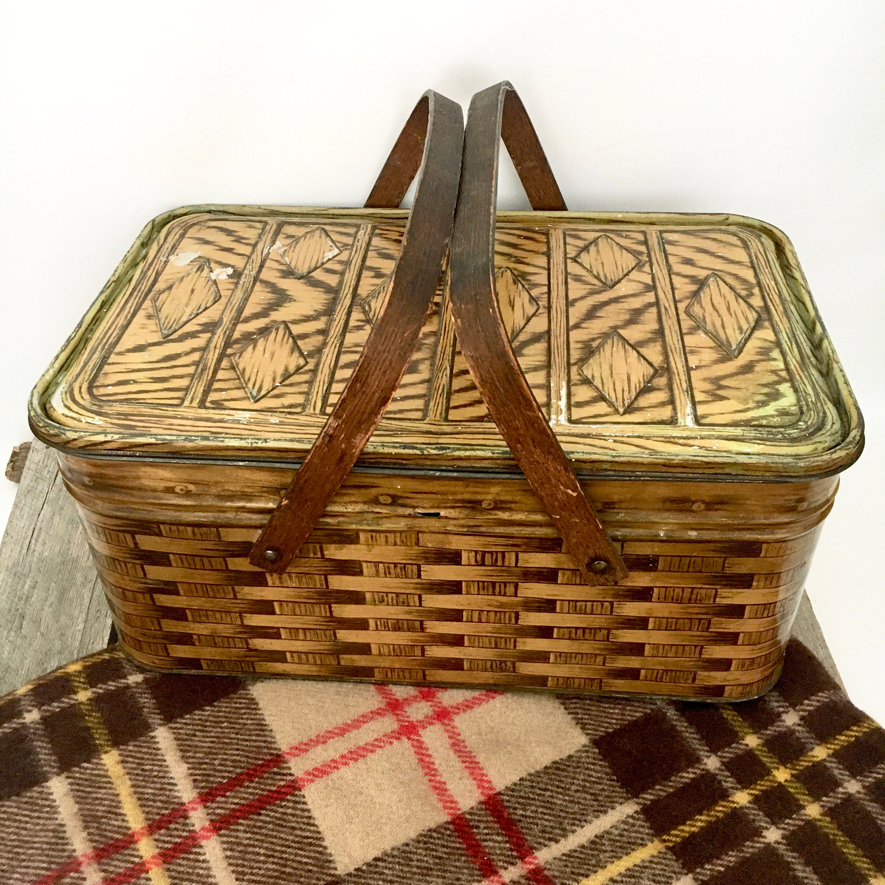 Vintage Faux Basket Weave Metal Picnic Hamper / 1940s Hinged Picnic