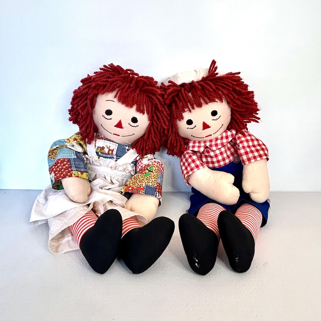Beautiful Handcrafted Raggedy Ann & Andy Dolls / Folk Art Cloth