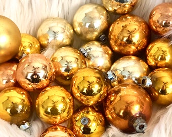 24 Solid Gold Color Vintage Glass Christmas Ornaments / Glass Christmas Tree Ornaments / Gold Glass Christmas Baubles / Retro Christmas