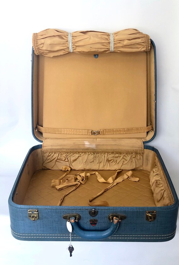 LARGE Baby Blue Hard Sided Suitcase - McBrine Bag… - image 6