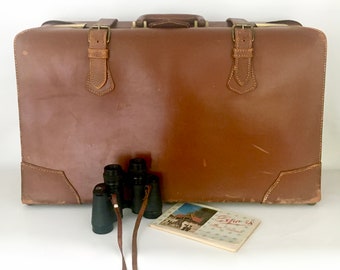 LARGE Heavy Vintage McBrine Leather Suitcase with Partitions / Mid Century Leather Luggage / Retro Travel Luggage / Monogrammed Suitcase MM