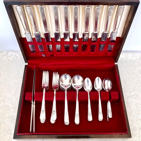 49 Pieces 1938 Oneida La Rose Silver Plate Flatware / Fork, Knife, Teaspoon, Soup Spoon + Extras / Wood Cutlery Box / 4 Piece Place Setting