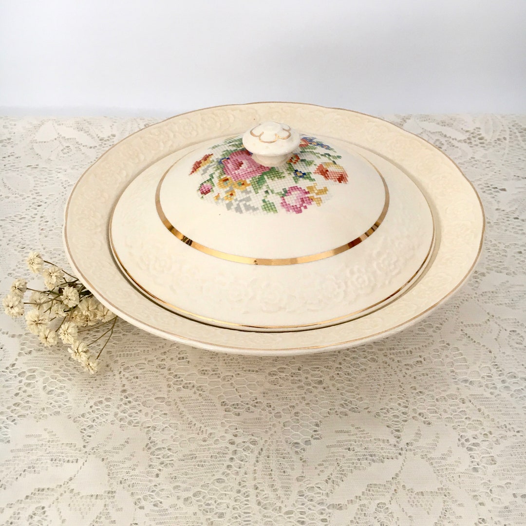 Sovereign Canada British Empire Made Lidded Casserole / Cross Etsy Canada