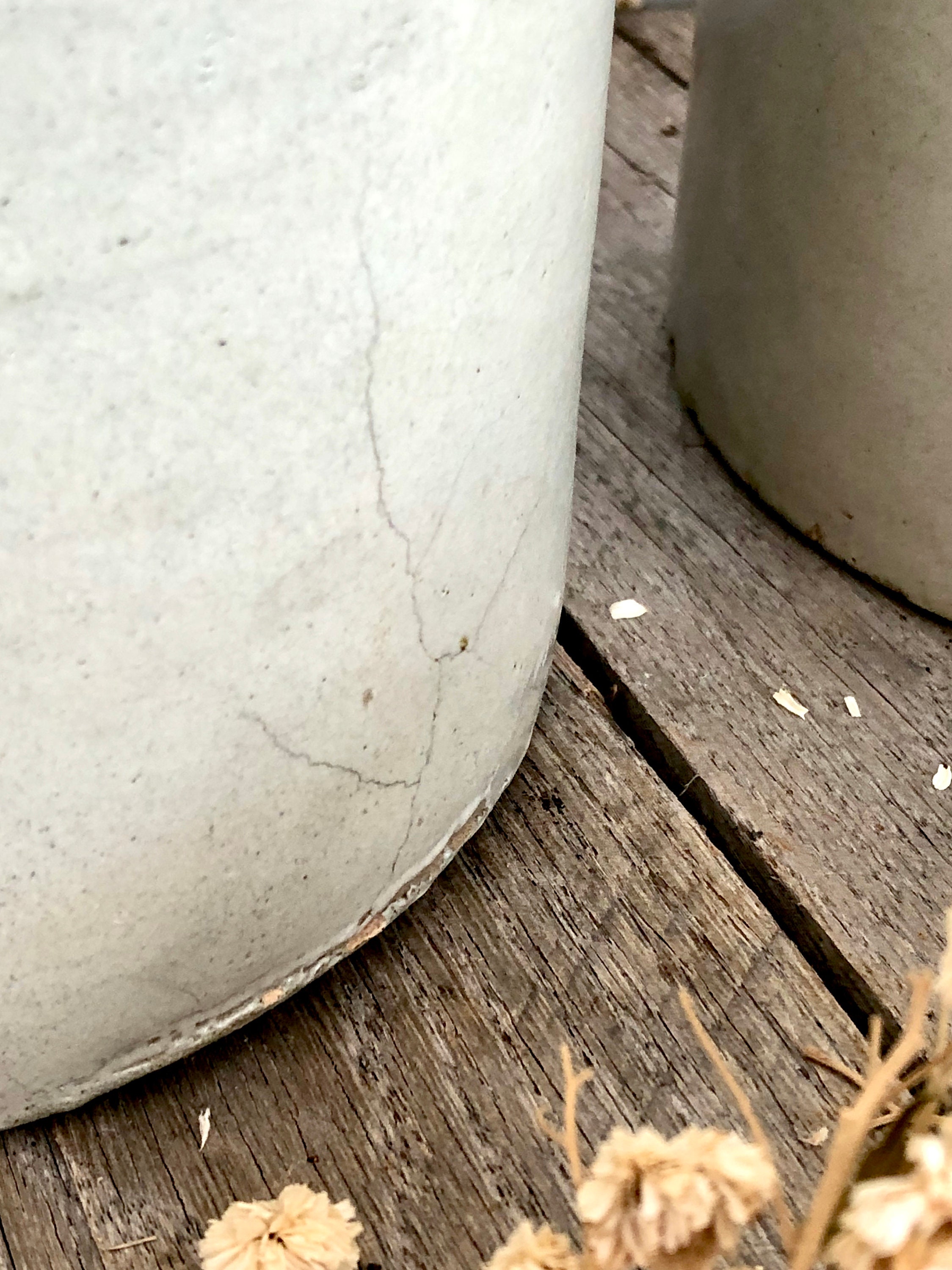 銀杯1つ50グラム　75π￼￼ 2つ入り Two (2) Two Tone Finger Crock Jugs / Glazed Stoneware Jugs
