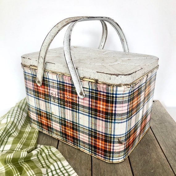 GSW Metal Plaid Tin Picnic Hamper / 50s Rustic Hi… - image 6