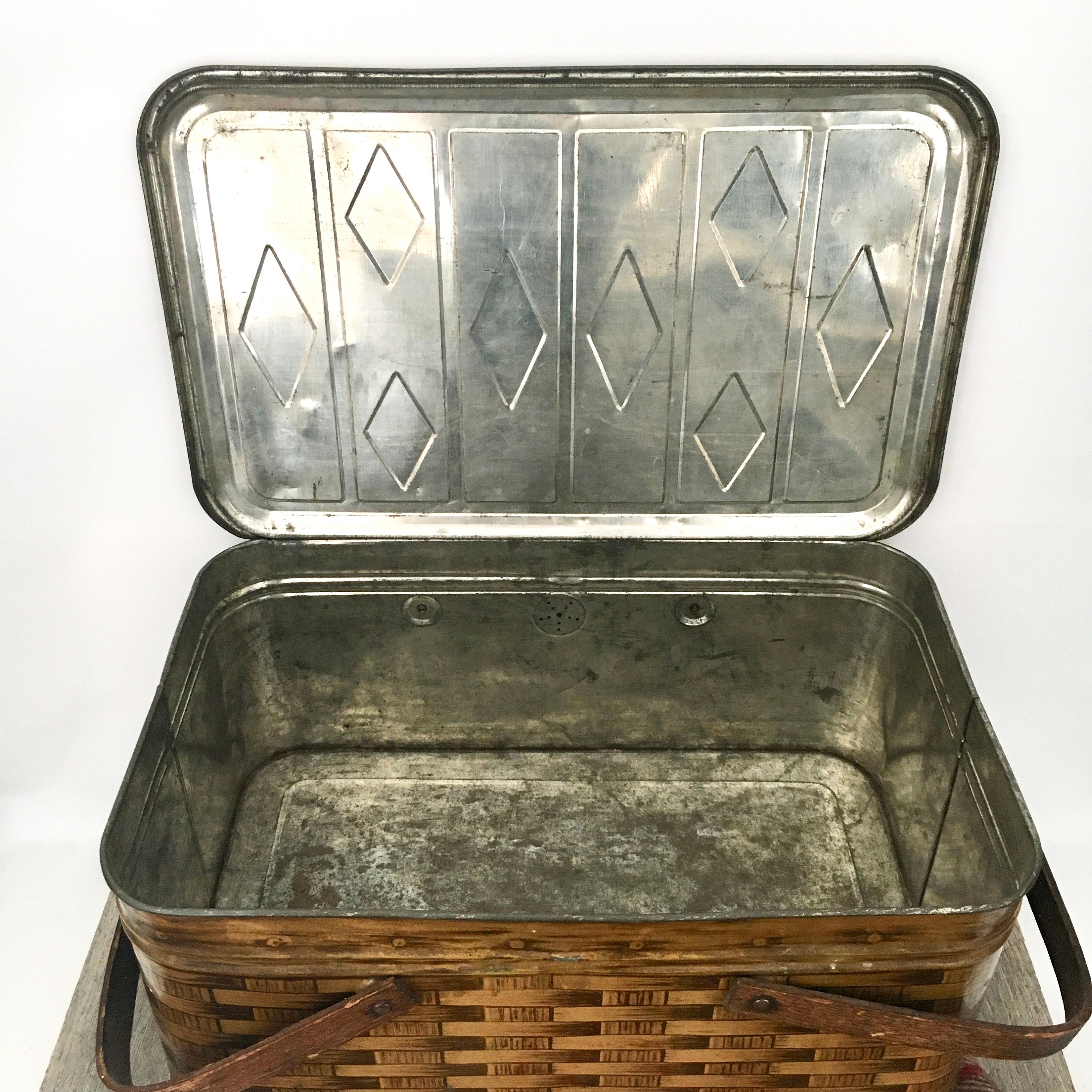 Vintage Faux Basket Weave Metal Picnic Hamper / 1940s Hinged Picnic Basket with Swing Away Wood