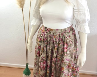 Vintage skirt traditional skirt summer skirt size. 44/US 12