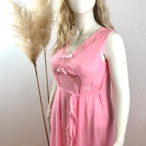 Vintage negligee nightdress pink size. 44-46/US 12-14