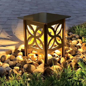 The RadiantLight MID-CENTURY Style: is a Midcentury, Modern, Contemporary, Retro Designed LED Landscape Light