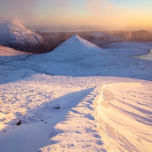 Mourne Mountains - Snow in the Kingdom