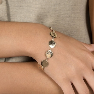 Solid Gold Hammered Coin Link Bracelet - Gold Textured Circle Disc Bracelet - Solid 9ct Gold Dimple Textured Bracelet - Gold Hammered Bangle