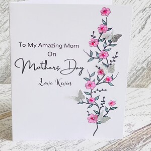 À mon incroyable maman le jour de la fête des mères, carte de fête des mères personnalisée, carte de maman personnalisée pour la fête des mères, bonne fête des mères à mon incroyable maman