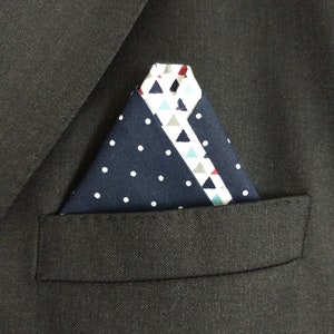 Pre-folded Pocket Square in Navy Pok-a-dot and Triangle Print