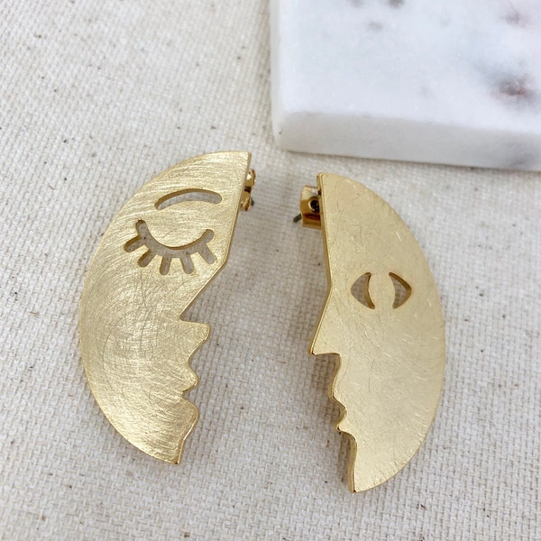 Face earrings, Abstract Earrings,Gold Picasso Face earrings, Statment Minimal earrings, Artistic earrings,Stud Earrings