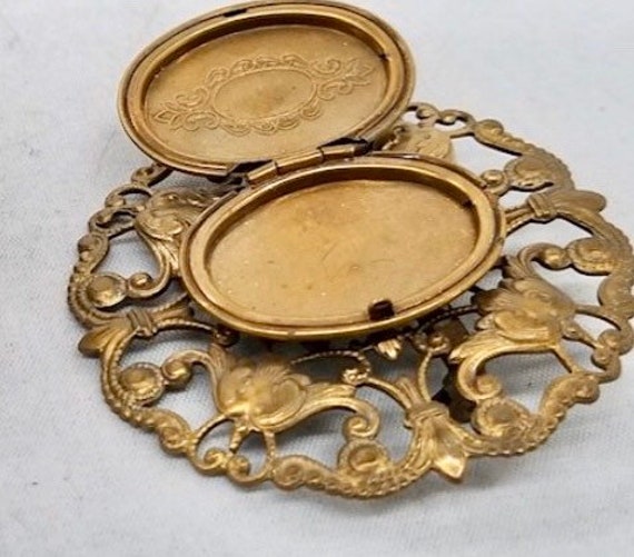 ANTIQUE gold filled brooch, doubles as a locket, … - image 2