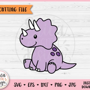 赤ちゃん恐竜レイヤード SVG カット ファイル Cricut シルエット かわいいトリケラトプス恐竜クリップアート PNG ジュラ紀の動物幼児男の子シャツ ボディスーツ ビニール