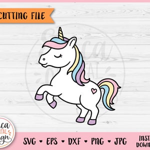 Arquivo de corte SVG em camadas de unicórnio bebê para silhueta cricut fofo unicórnio mágico arco-íris clipart PNG bebê menina recém-nascida berçário ferro em vinil