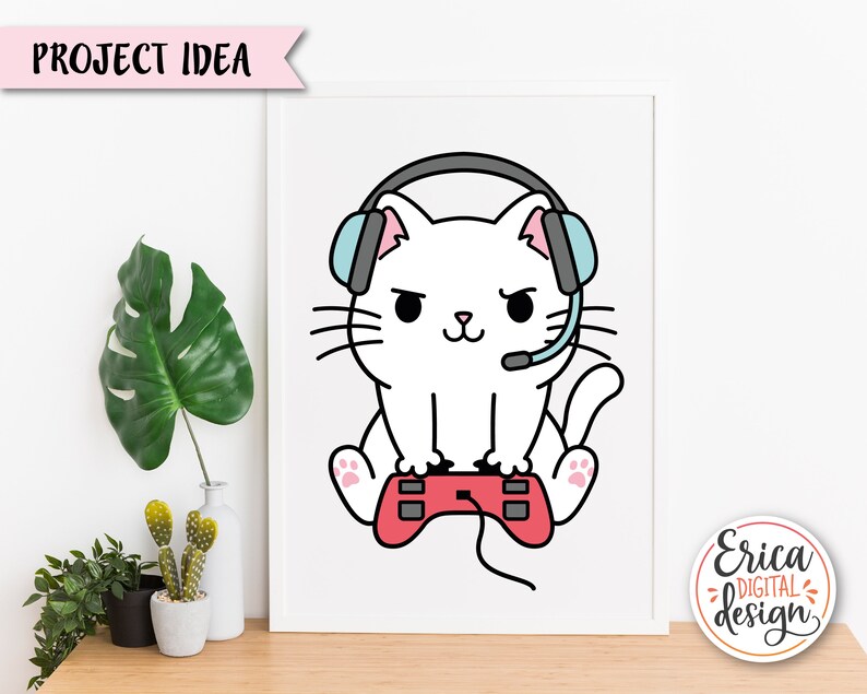 Op de afbeelding: Een witte kat met een zwarte headset met blauwe en roze accenten houdt een rode videogamecontroller vast. De kat heeft een serieuze uitdrukking op zijn gezicht. De afbeelding is in cartoon-stijl.