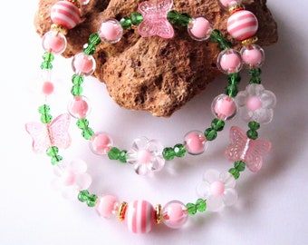 Mädchenschmuckset Kette und Armband mit Blumen Perlen und Schmetterlingen aus Harz Glas und Acryl Schmucksets Mädchenschmuck Kinderschmuck