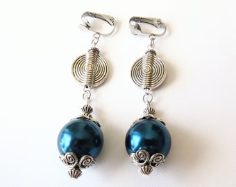 Edelstahl Ohrclips / Ohrhänger mit dunkelblauen Glas Perlen und Metall-Elementen Ohrschmuck lange Ohrclips Unisex Vintage