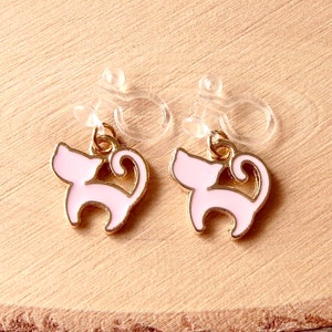 Schmerzfrei unsichtbar mini Kätzchen Ohrclips Ohrringe ohne Ohrloch Ohrklemmer minimalistisch Ohrschmuck Kinderschmuck ab 3 Jahren Unisex Bild 2